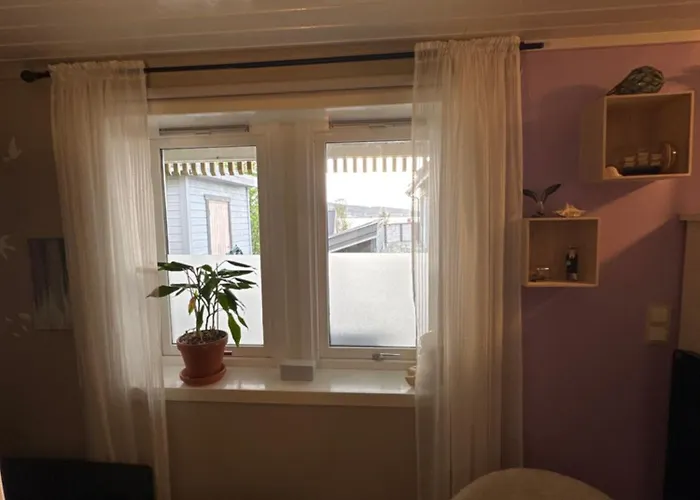 Mellom Fjell Og Fjaere Tromsø